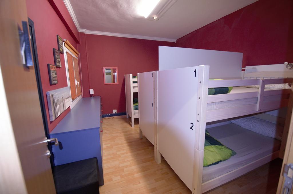 Hostel Hemingway Pamplona Exterior photo