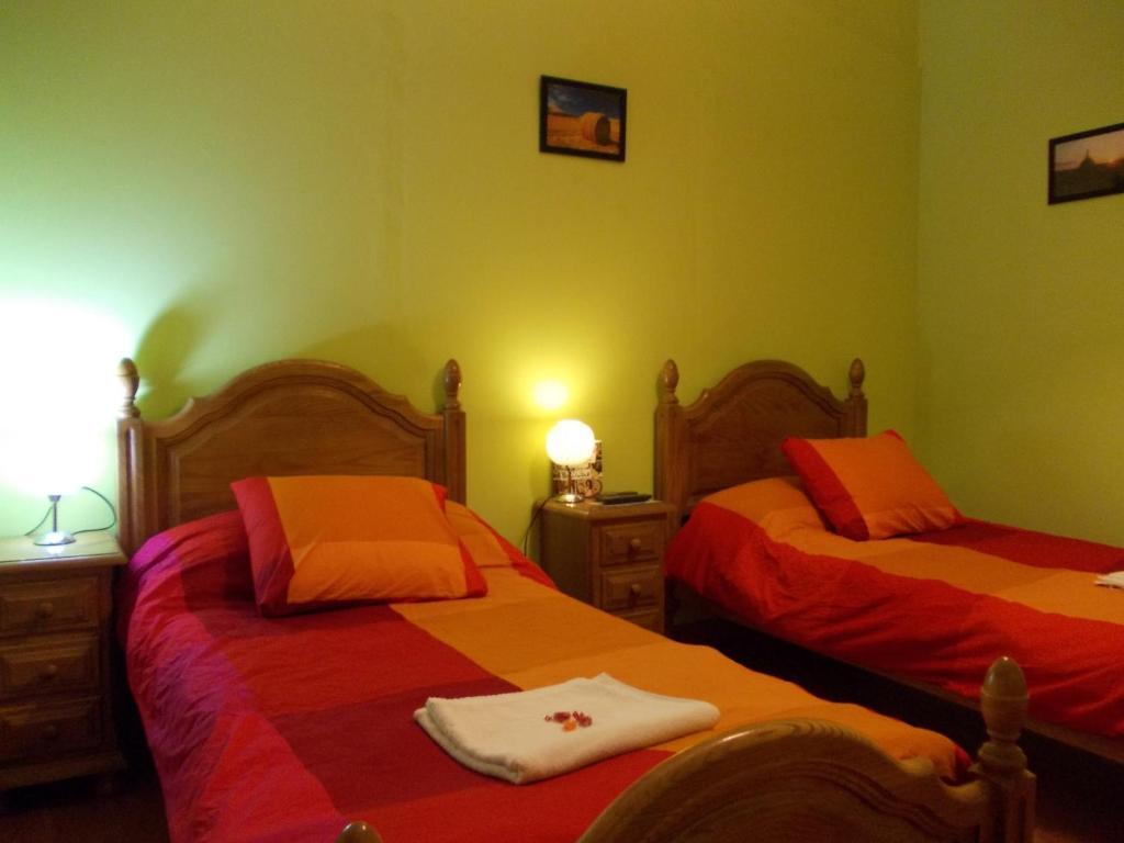Hostel Hemingway Pamplona Room photo
